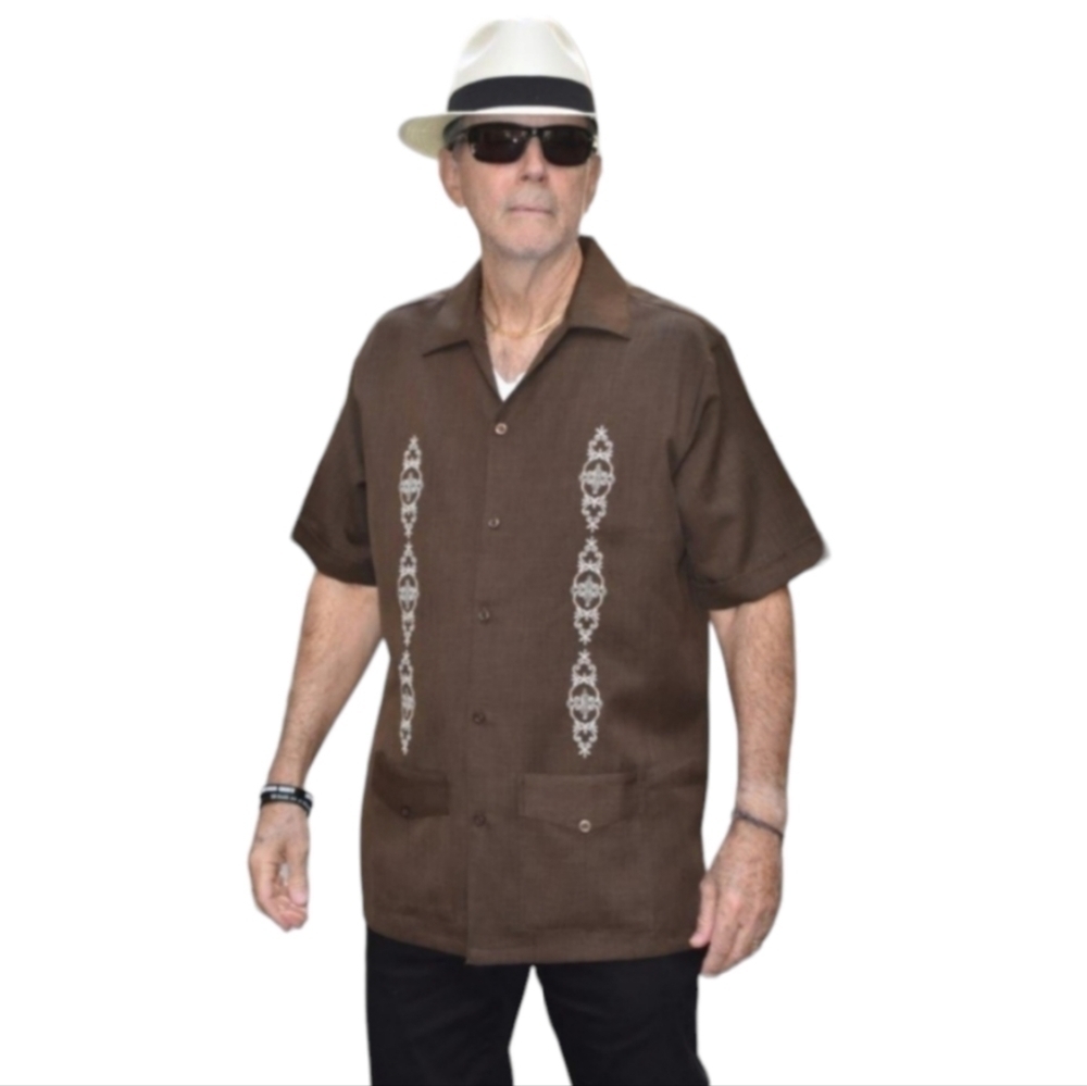 zava fine embroidered guayabera with buttons Short sleeve size L